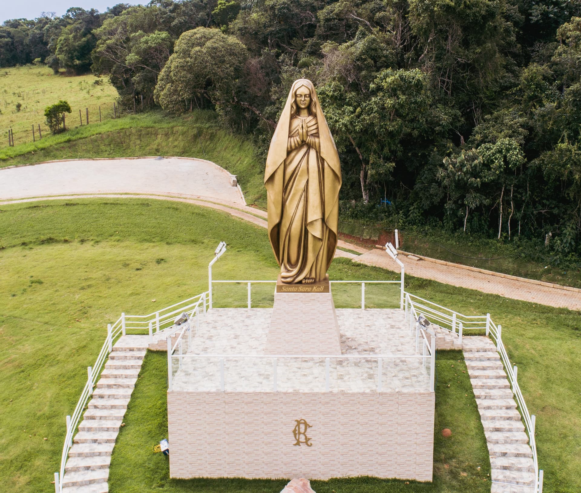 Santuário Santa Sara de Kali